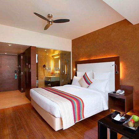 Novotel Goa Candolim Exterior photo