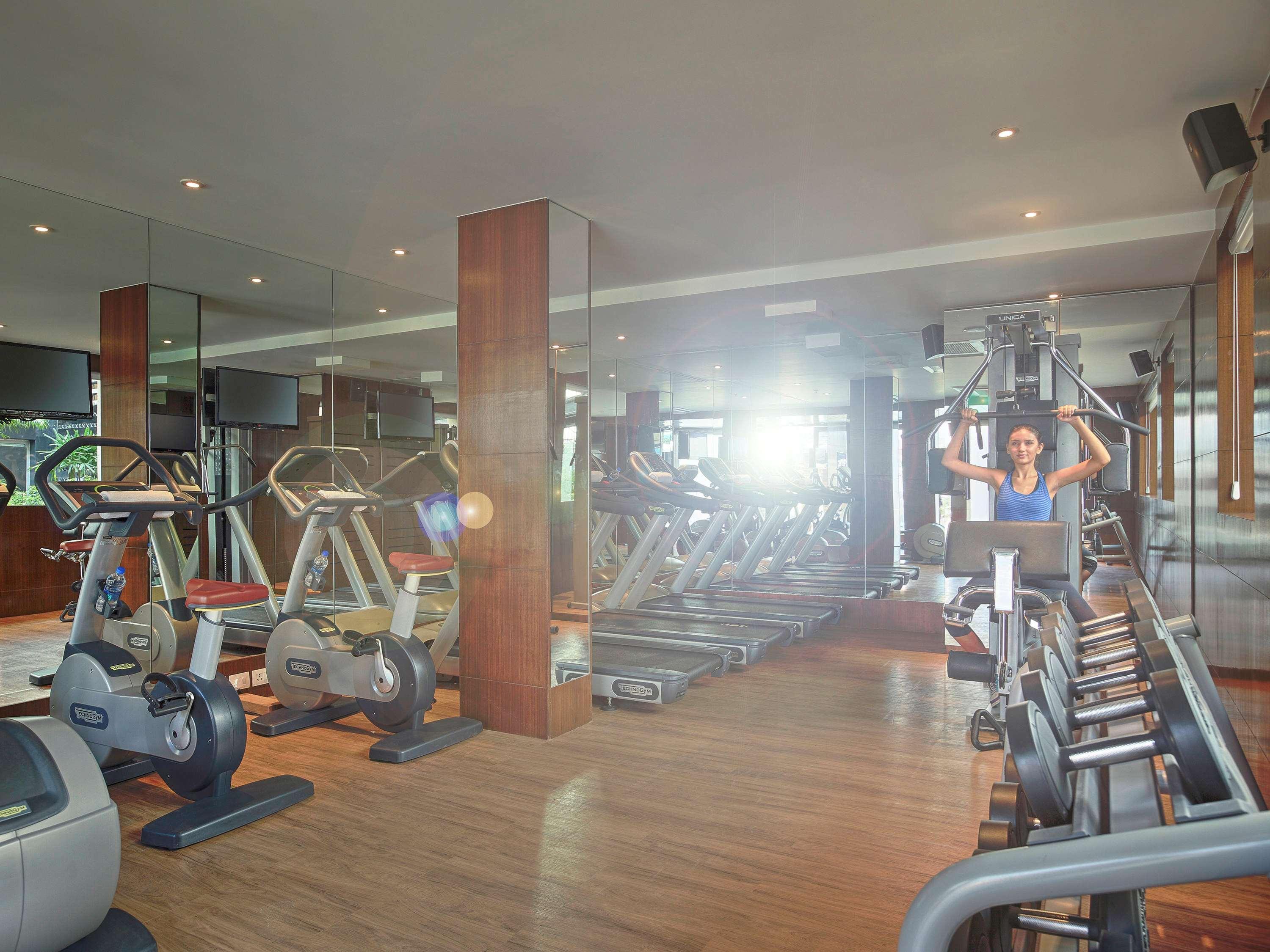 Novotel Goa Candolim Exterior photo The gym at the hotel