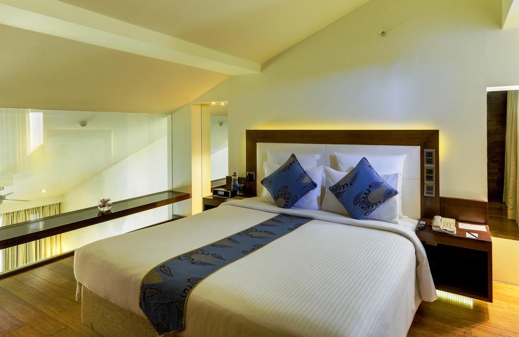 Novotel Goa Candolim Exterior photo A bedroom at the hotel
